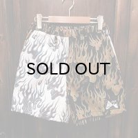 {NO MAD NUMSKULL} ORIGINAL PATTERN SHORT PANTS / FIRE / (S)