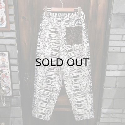 画像2: {NO MAD NUMSKULL} ORIGINAL PATTERN LONG PANTS / "MOUNTAIN" / BLACK&WHITE