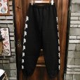 画像1: {NO MAD NUMSKULL} "HAND PLANT" SWEAT PANTS / BLACK (1)