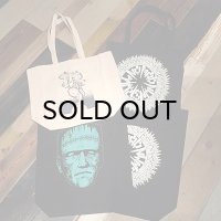 {NO MAD NUMSKULL}  TOTE BAG