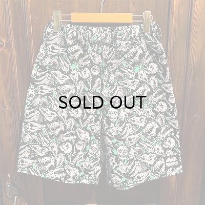 画像1: {NO MAD NUMSKULL×PARADOX} ORIGINAL PATTERN SHORT PANTS / "SKULL" 