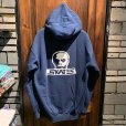 画像2: {SKULL SKATES}  MOONSET HOODIE(NAVY×WHITE) (2)