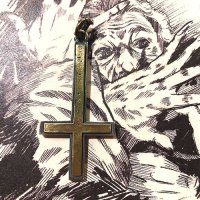 {HANG} CHARLIE REVERSE CROSS PENDANT HEAD