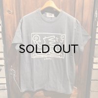 {KEITH HARING} "DJ" S/S TEE
