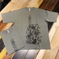 {TENKI × UCAN} "FACE WALL" BIG T-SHIRTS (MULTI PRINT)