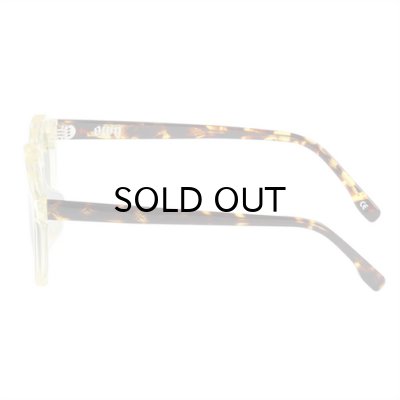 LIGHT YELLOW / Smoky Green