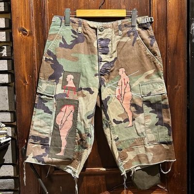 画像1: {伊藤慧} "ら" USED CAMO CARGO SHORTS