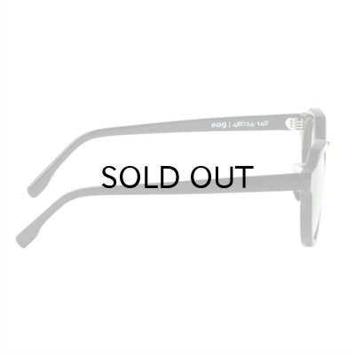 BLACK / SMOKEY GREEN