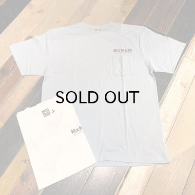 画像1: {MAGICAL MOSH MISFITS} はみだし猫 POCKET TEE