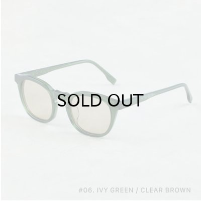 IVY GREEN / CLEAR BROWN