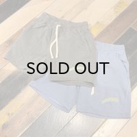 {HIROTTON} "Peacock" Sweat Shorts