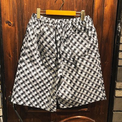 画像2: ※受注商品※ {NO MAD NUMSKULL} ORIGINAL PATTERN SHORT PANTS / "UFO" / BLACK