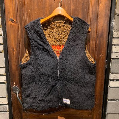 画像5: {POP EYES} "PPE KEEP OUT" FUR VEST