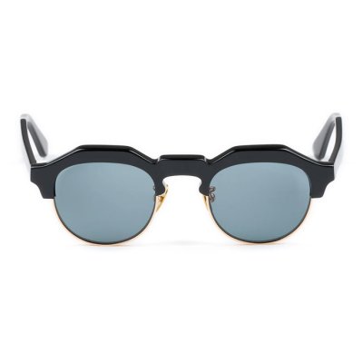 BLACK / CLEAR to GREY (調光)