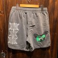 画像2: {NO MAD NUMSKULL} "HALLUCINATION CLUB" Sweat Shorts (SUMI) (2)