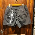 画像2: {SKULL SKATES} SKULL 4 LOGO NYLON SHORTS (2)