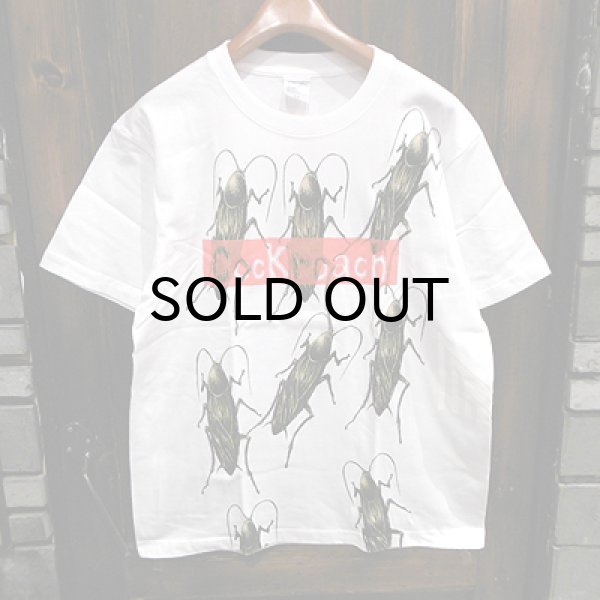 画像1: {MOMENTARY PSYCHO ART} "Cock roach" MULTI PRINT T-SHIRTS / WHITE (1)