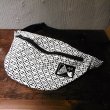 画像1: {NO MAD NUMSKULL} WAIST POUCH - BIG / "死" / BLACK×WHITE (1)