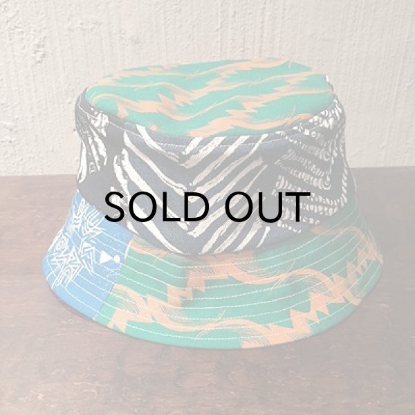 画像2: {NO MAD NUMSKULL} BUCKET HAT / CRAZY PATTERN (2)