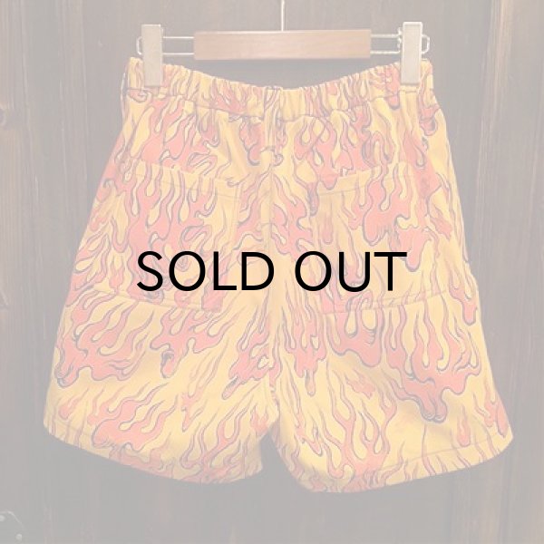 画像2: {NO MAD NUMSKULL} ORIGINAL PATTERN SHORT PANTS / FIRE / YELLOW×RED (2)