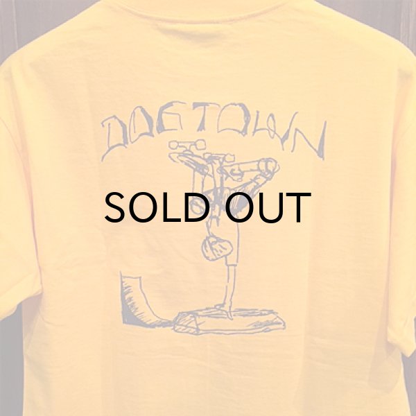 画像1: {DOG TOWN} "Gonz" T-SHIRTS / GOLD (1)