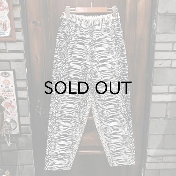 画像1: {NO MAD NUMSKULL} ORIGINAL PATTERN LONG PANTS / "MOUNTAIN" / BLACK&WHITE (1)