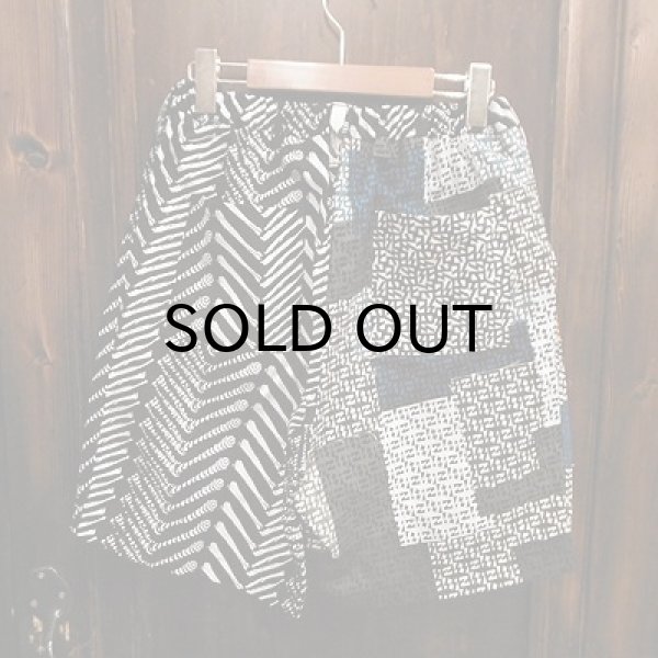 画像2: {NO MAD NUMSKULL} ORIGINAL PATTERN SHORT PANTS / BONE&PATCHWORK / BLACK×WHITE / (M) (2)