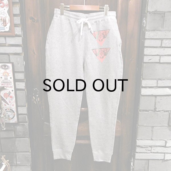 画像1: {NO MAD NUMSKULL} "TRIANGLE" SWEAT PANTS / GRAY / L (1)