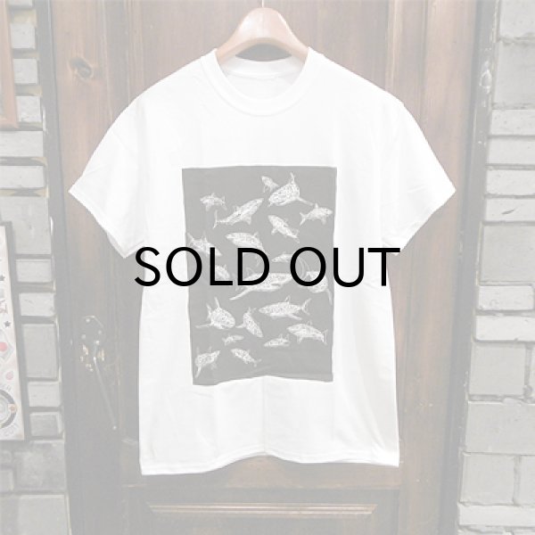 画像1: {PARADOX} "Sharks" S/S T-SHIRTS / WHITE×BLACK (1)