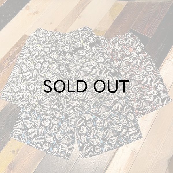 画像1: {NO MAD NUMSKULL×PARADOX} ORIGINAL PATTERN SHORT PANTS / "SKULL" / Lsize (1)