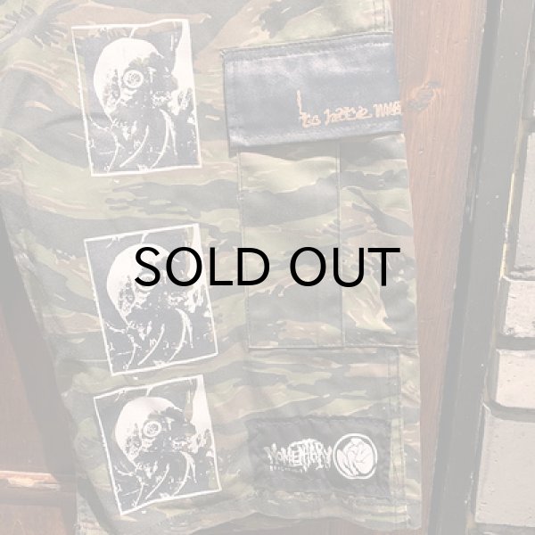 画像3: {MOMENTARY PSYCHO ART} USED CAMO CARGO SHORTS / TIGER (3)