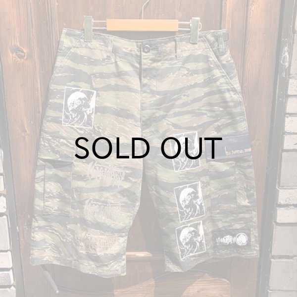 画像1: {MOMENTARY PSYCHO ART} USED CAMO CARGO SHORTS / TIGER (1)