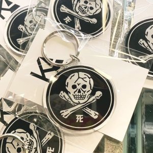 画像: {デスパターンズ×KAE Acrylic} "SKULL" KEY HOLDER