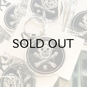 画像: {デスパターンズ×KAE Acrylic} "SKULL" KEY HOLDER