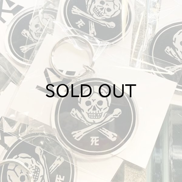 画像1: {デスパターンズ×KAE Acrylic} "SKULL" KEY HOLDER (1)