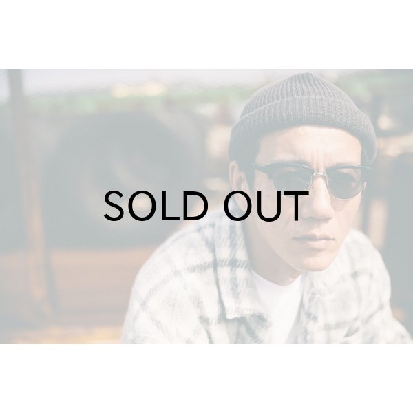 BLACK / CLEAR to GREY(調光レンズ)