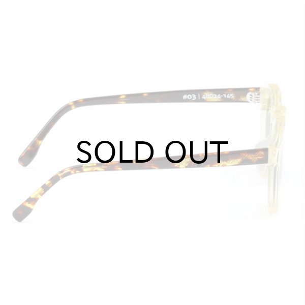 LIGHT YELLOW / Smoky Green