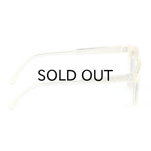 LIGHT YELLOW / GREEN