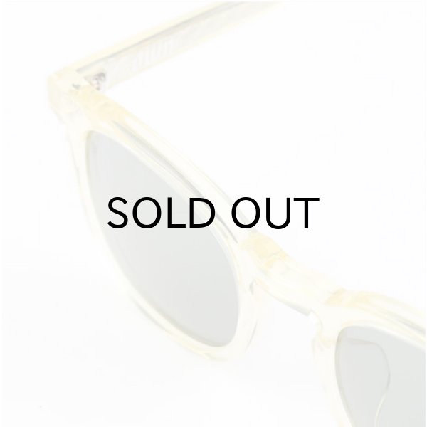 LIGHT YELLOW / GREEN