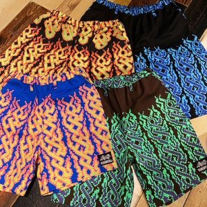 画像: {NO MAD NUMSKULL} ORIGINAL PATTERN SHORT PANTS / "DOT FIRE"