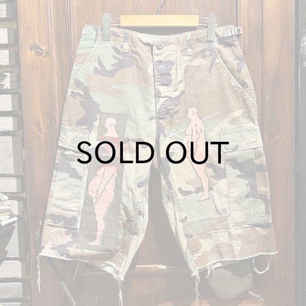 画像1: {伊藤慧} "ら" USED CAMO CARGO SHORTS (1)