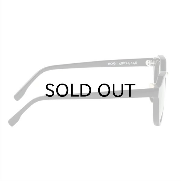 BLACK / SMOKEY GREEN