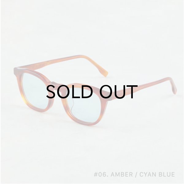 AMBER / CYAN BLUE