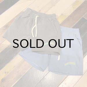 画像: {HIROTTON} "Peacock" Sweat Shorts