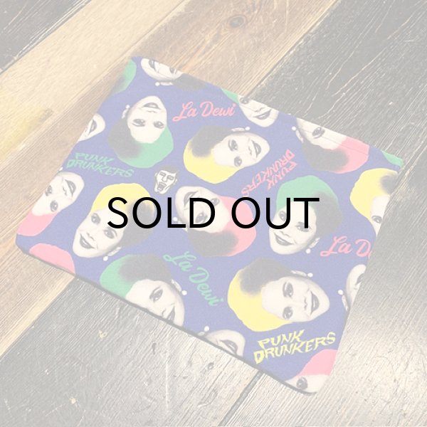 画像1: {PUNK DRUNKERS x デヴィ・スカルノ} 夫人総柄ポーチ (1)