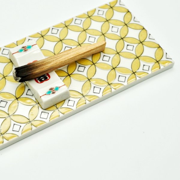 画像2: {九九谷} 九谷紋様 香木スタンド (2)