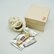 画像5: {九九谷} 天狗 香木スタンド置物 (5)