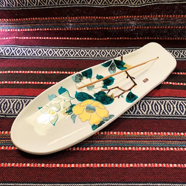 画像1: {九九谷} スケートデッキ お香立て 椿 (1)