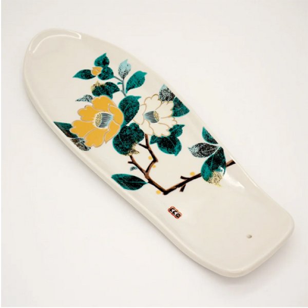 画像3: {九九谷} スケートデッキ お香立て 椿 (3)