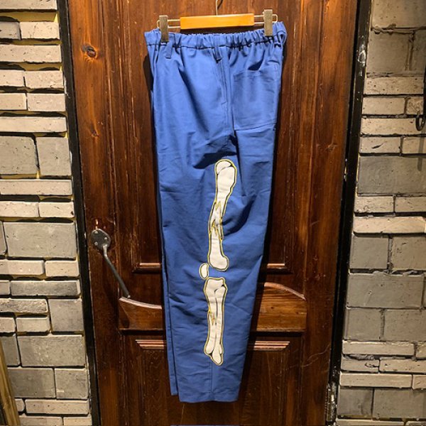 画像2: {NO MAD NUMSKULL} ORIGINAL PATTERN LONG PANTS / "FELT PATCH BONE" / BLUE (2)